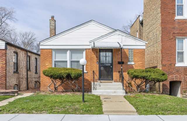 9740 S Prairie Avenue photos photos