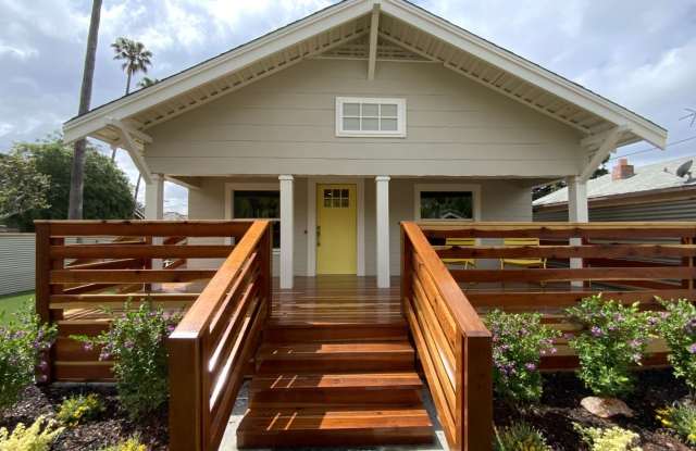1515-1517 Myra Avenue, photos photos