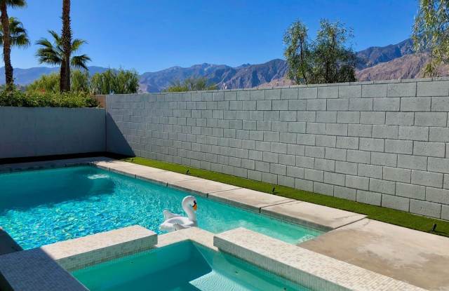 571 Skylar Lane - 571 Skylar Lane, Palm Springs, CA 92262
