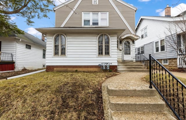 2181 S 83rd St - 2181 South 83rd Street, West Allis, WI 53219