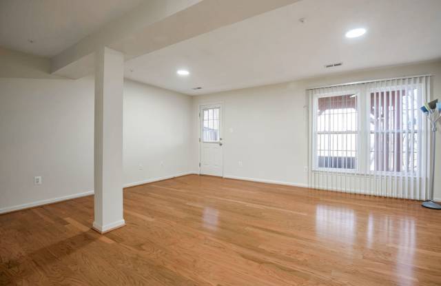 12803 Duck Pond Drive Gallery 4