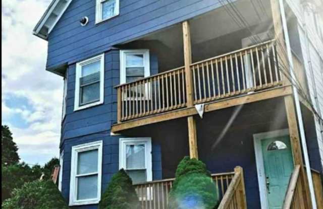 38 Vine Street - 2 photos photos