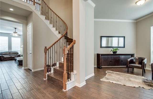 812 Briar Ridge Drive Gallery 2