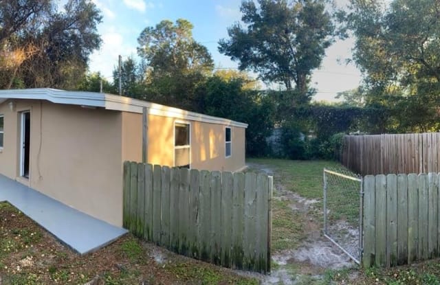 2710 ADRIAN AVENUE - 2710 Adrian Avenue, Largo, FL 33774