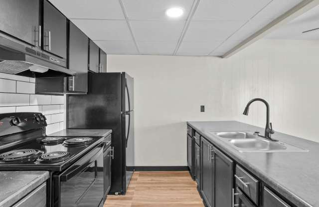 Bay City Flats Gallery 3