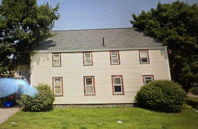 192-194 South Main Street - 194 A photos photos