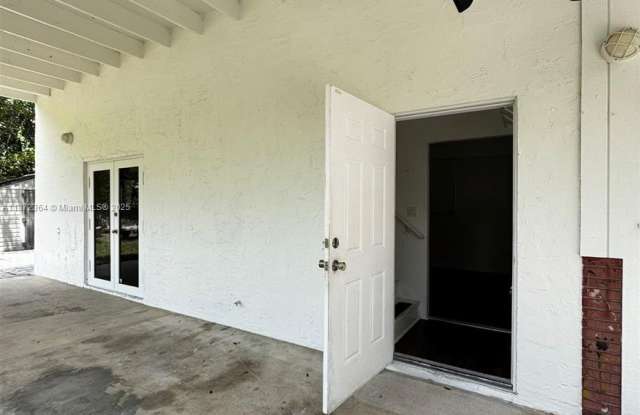 1601 SW 20th Ave photos photos