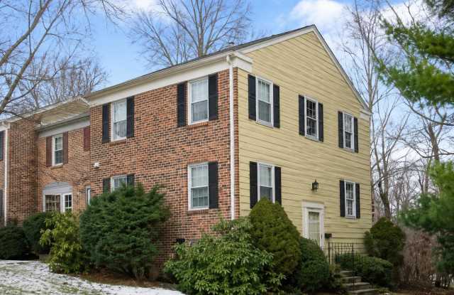 108 Nottingham Court, Blacksburg photos photos