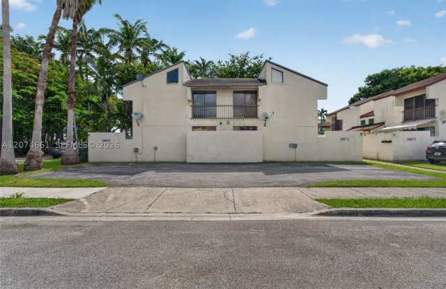 15811 SW 91st Ct Gallery 4