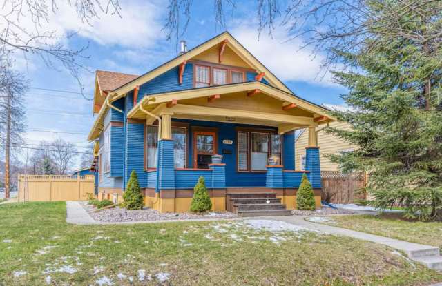 Beautiful 4 Bedroom Rental in Prime East Kalispell Location - 1046 3rd Avenue East, Kalispell, MT 59901