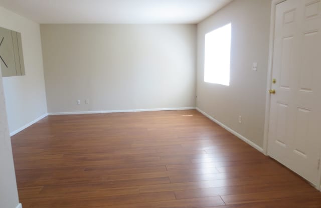 16222 N. 31st St # 1 Gallery 3