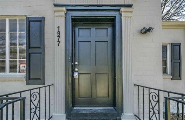 1977 N Decatur Road N Gallery 4
