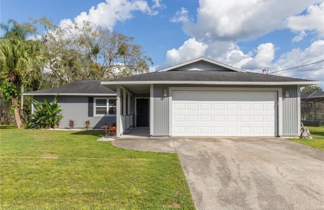 3248 LAKE SAXON DRIVE - 3248 Lake Saxon Drive, Land O' Lakes, FL 34639