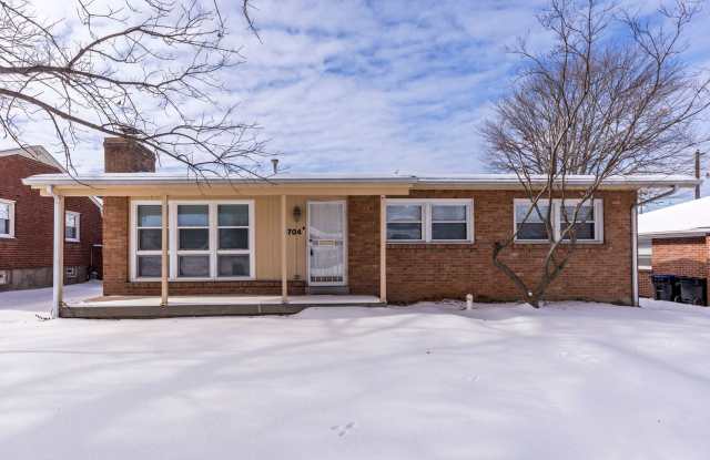 3704 Greenwich Road (Klondike/Hikes Ln) photos photos