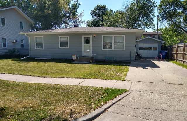 1005 21st Street South photos photos