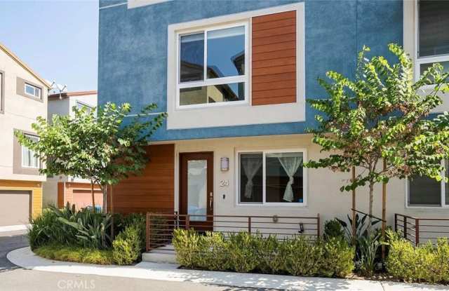 2581 Arvia photos photos