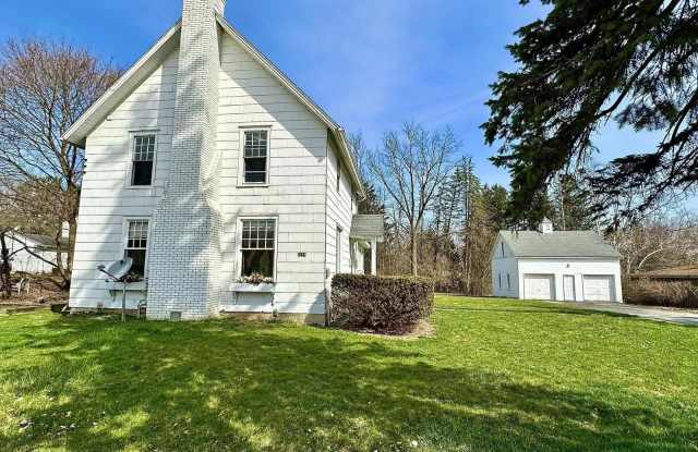 1101 Burcham Drive - 1101 Burcham Drive, East Lansing, MI 48823