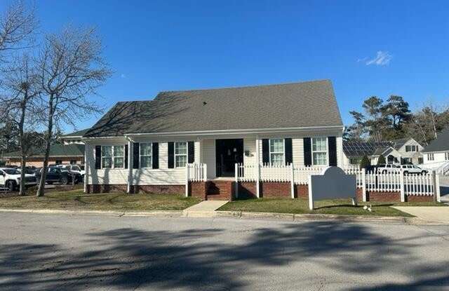 403 N 35th Street - 403 North 35th Street, Morehead City, NC 28557