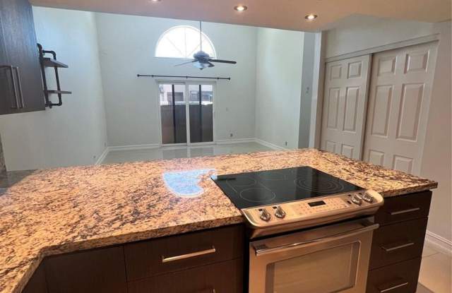 2352 NW 37th Avenue, Coconut Creek, FL 33066 photos photos