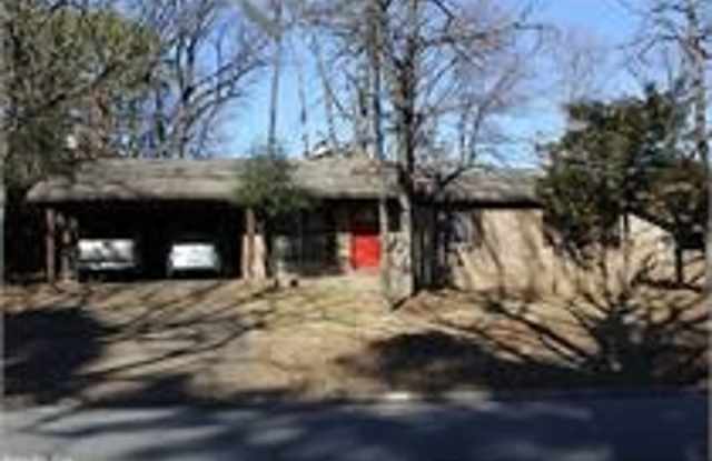 Perfect 3 bedroom 2 bathroom house located in Little Rock! photos photos