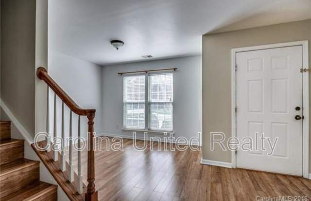 12624 Cardinal Woods Dr Gallery 2