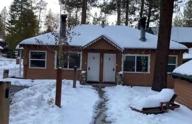 Bear Manor photos photos