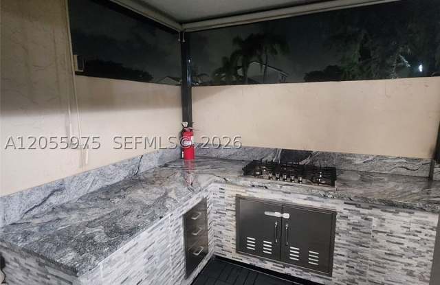 6376 NW 170th Ln Gallery 2