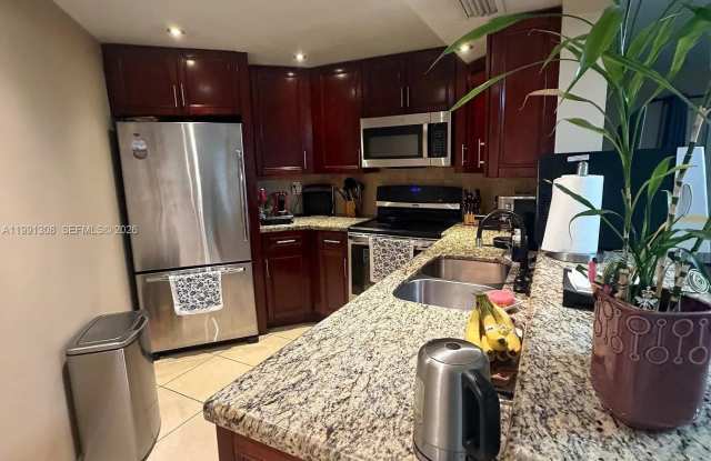 9715 Fontainebleau Boulevard photos photos