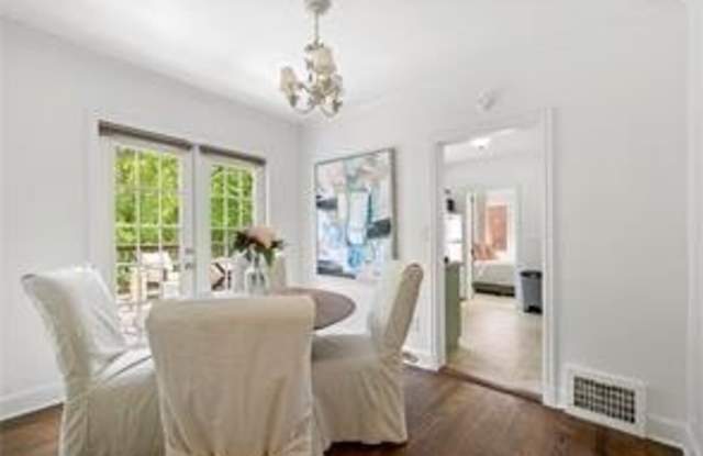 2331 Shenandoah Avenue NE Gallery 4