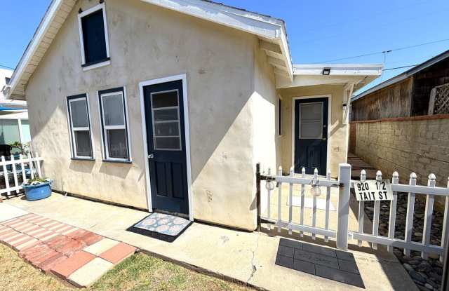 Live Steps from the Beach Without the Beachfront Price! Gallery 1