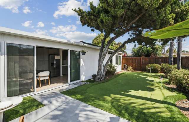 4689 Tonopah Avenue Gallery 2