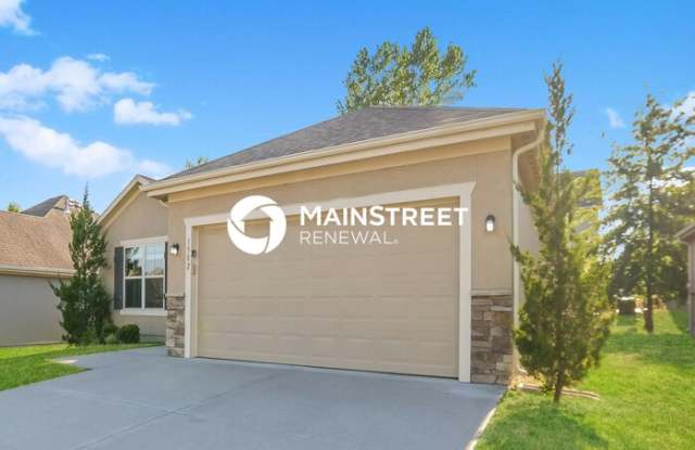 1502 Northeast Jaclyn Drive Gallery 2