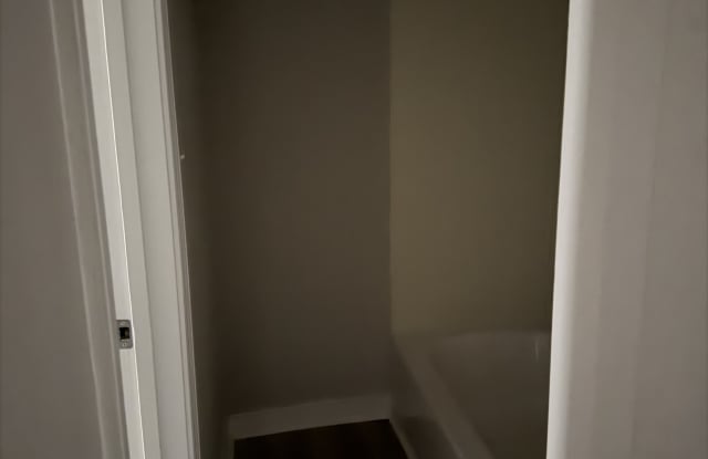 2708 Lumpkin Court Gallery 4