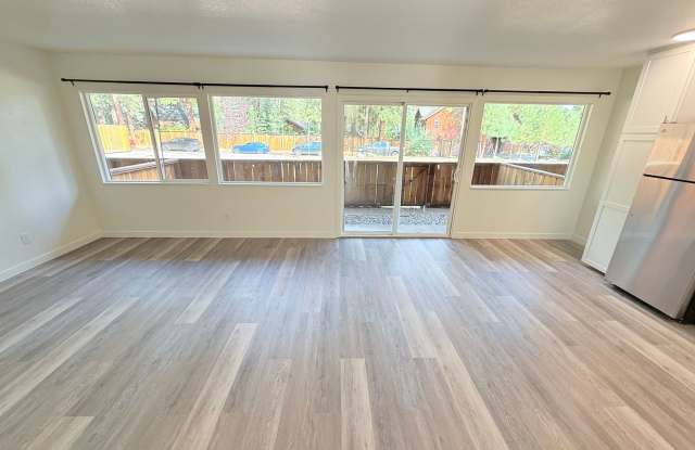 2 bed 1 bath apartment for rent in South Lake Tahoe photos photos