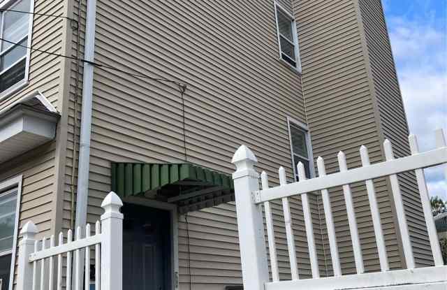 21 Congress Street unit: 2 photos photos