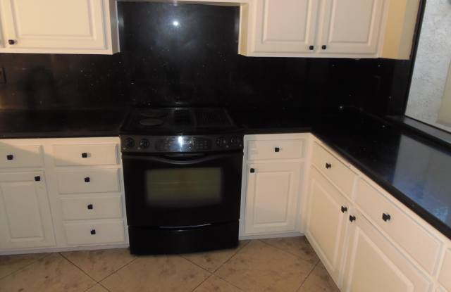 44037 Erie Court - 44037 Erie Court, Indian Wells, CA 92210