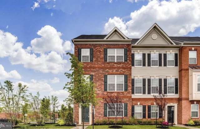 7154 BEAUMONT Place Gallery 1