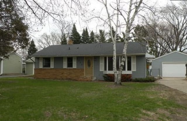 3660 McKnight Rd - 3660 Mcknight Road North, White Bear Lake, MN 55110