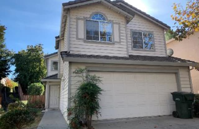762 Parkway Dr - 762 Parkway Drive, Martinez, CA 94553