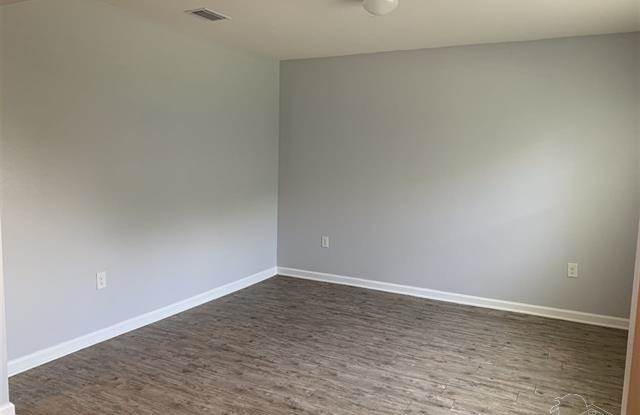2127 Waltham Street Gallery 3
