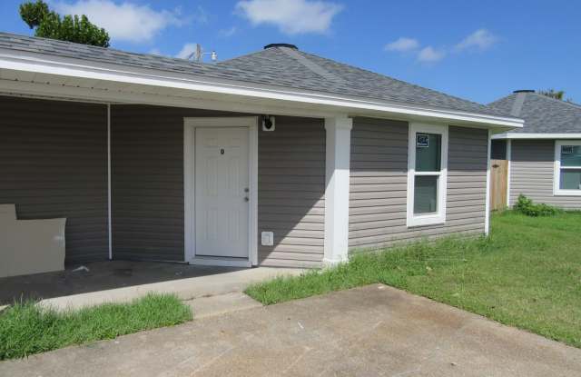 1300 D Grace Ave photos photos