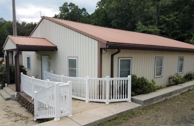 1201 PAULS LN #2000 SQFT OFFICE - 1201 Pauls Lane, Joppatowne, MD 21085