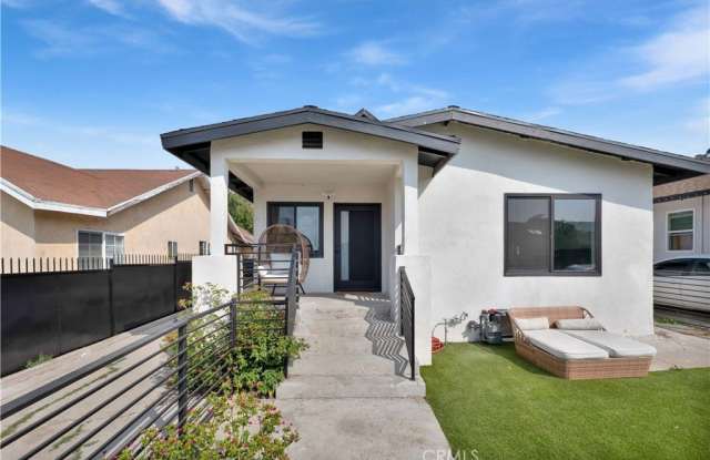 3115 Arvia Street photos photos