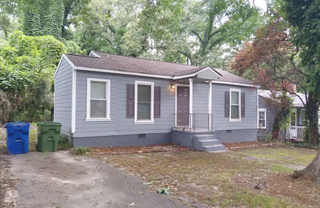 700 Cedar Ave photos photos