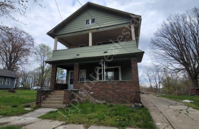 127 1/2 Gibbons St - 127 1/2 Gibbons St, Toledo, OH 43609
