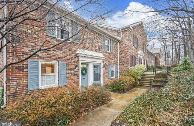 8352 FORRESTER Boulevard unit: 456 - 8352 Forrester Boulevard, West Springfield, VA 22152 8352 FORRESTER Boulevard unit: 456 - 8352 Forrester Boulevard, West Springfield, VA 22152