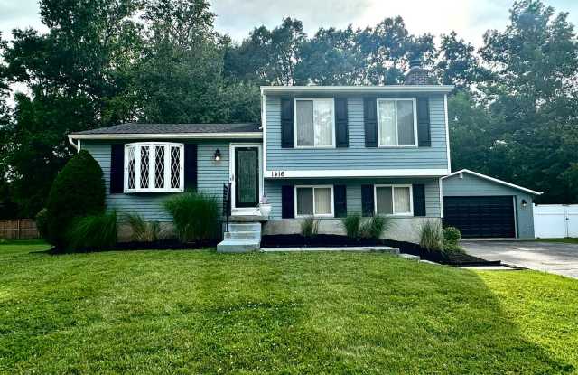 Charming 3-Bedroom Home in Prime Location – 1416 Hagen Rd, Louisville, KY 40223 photos photos