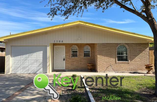 Beautiful 3bed/1.5 bath home in Edinburg! photos photos