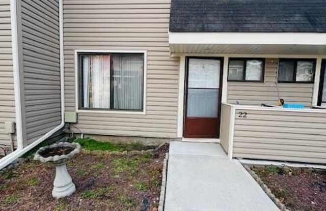 22 Berry Ct - 22 Berry Court, Staten Island, NY 10309