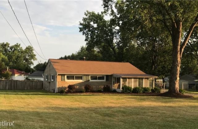 9878 Ridgewood Dr - 9878 Ridgewood Drive, Twinsburg, OH 44087